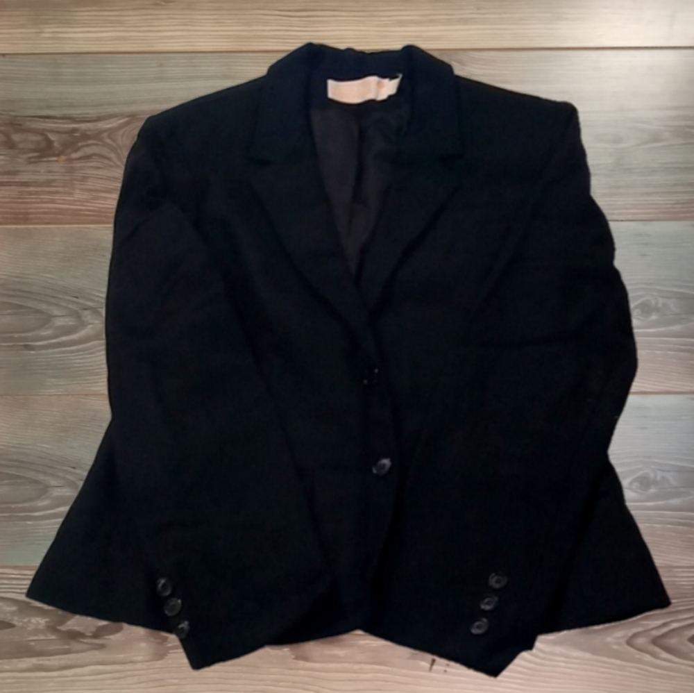 PENDLETON Vintage Women's 100% Virgin Wool Jacket.